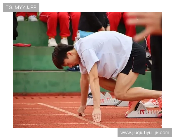 开云足球体育：结合先进的体育科学技术，为足球运动员提供科学的训练和身体健康管理